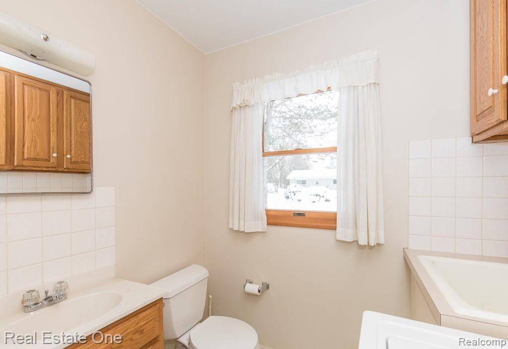 335 Randolph Road Rochester Hills, MI 48309 - Photo 26 of 30