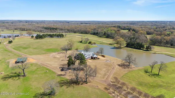 $995,000 | 398 Crawford Road, Coldwater, MS 38618
