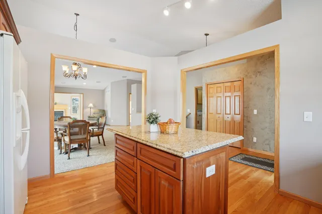 $410,000 | 21378 Hytrail Circle, Lakeville, MN 55044