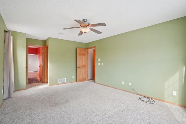 $410,000 | 21378 Hytrail Circle, Lakeville, MN 55044