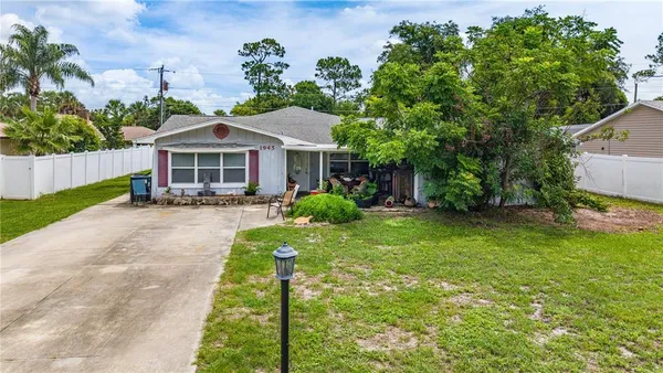$342,900 | 1945 Fern Palm Drive, Edgewater, FL 32141