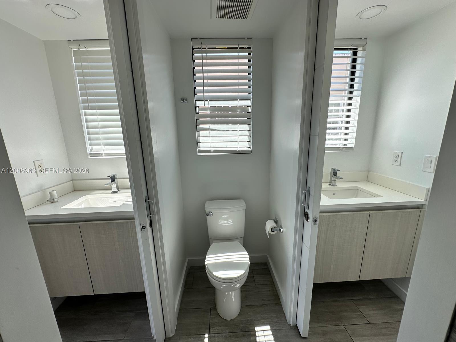722 Northeast 15th Avenue, Unit 2 Fort Lauderdale, FL 33304 - Photo 17 of 33