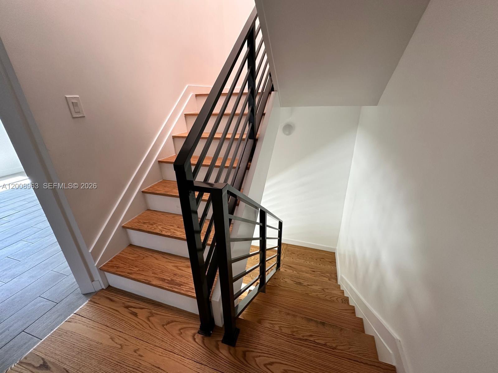 722 Northeast 15th Avenue, Unit 2 Fort Lauderdale, FL 33304 - Photo 22 of 33