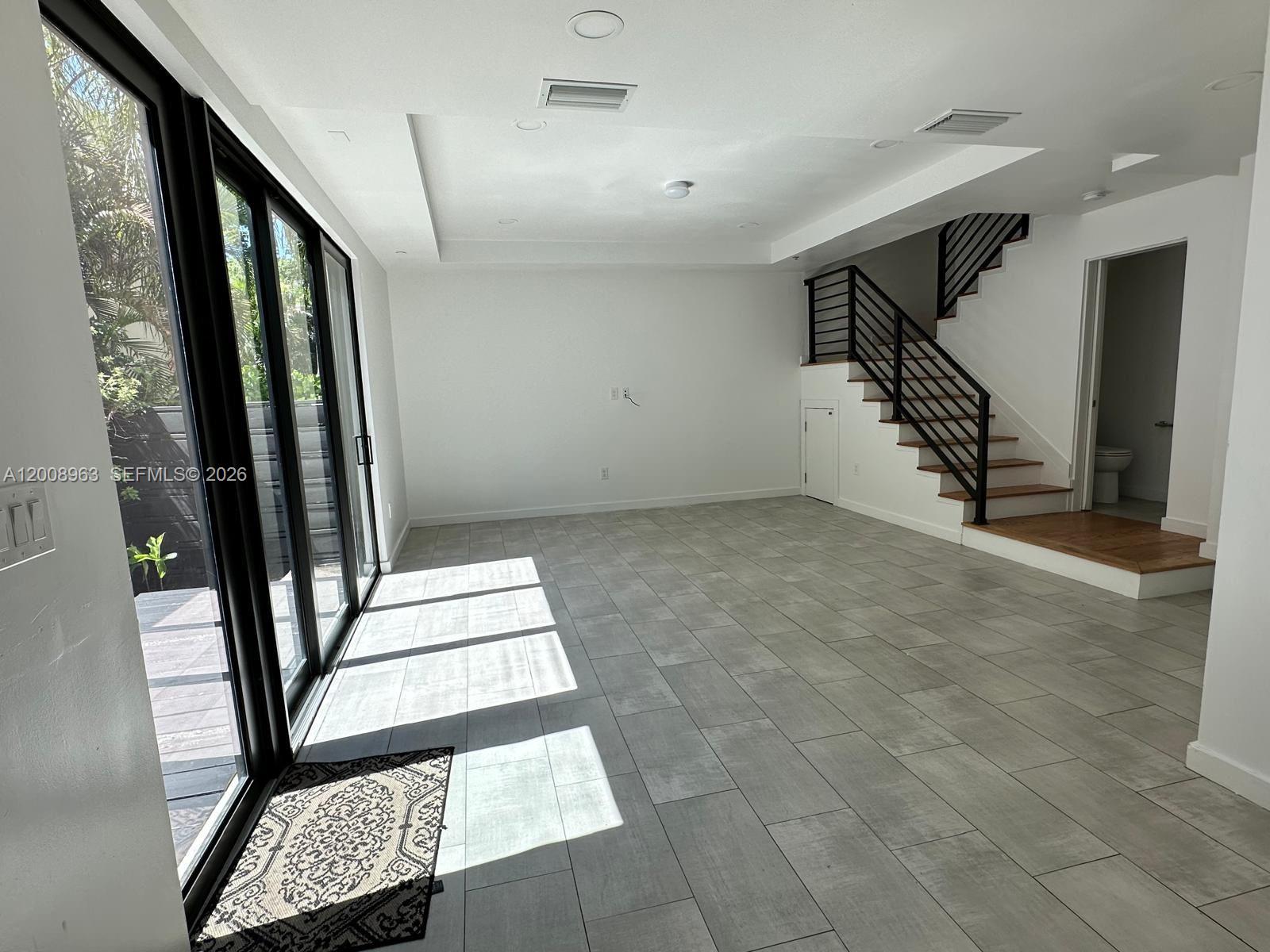 722 Northeast 15th Avenue, Unit 2 Fort Lauderdale, FL 33304 - Photo 30 of 33