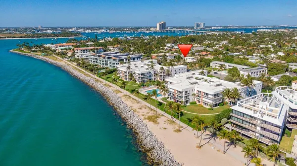 $1,500 | 143 Inlet Way, Unit 2, West Palm Beach, FL 33404