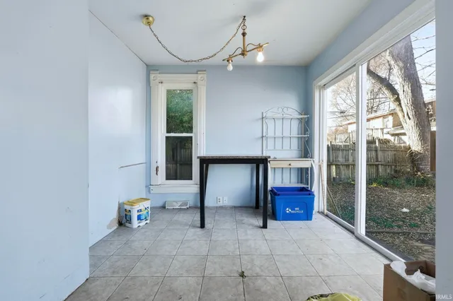 $75,000 | 307 East Broad Street, South Whitley, IN 46787