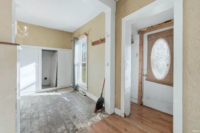 $75,000 | 307 East Broad Street, South Whitley, IN 46787