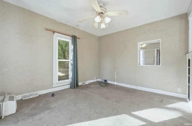 $75,000 | 307 East Broad Street, South Whitley, IN 46787