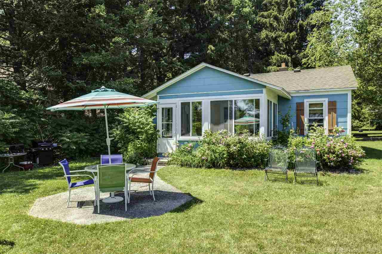 4489 Lakeshore Road Lexington, MI 48450 - Photo 1 of 38 Lexington Bungalow