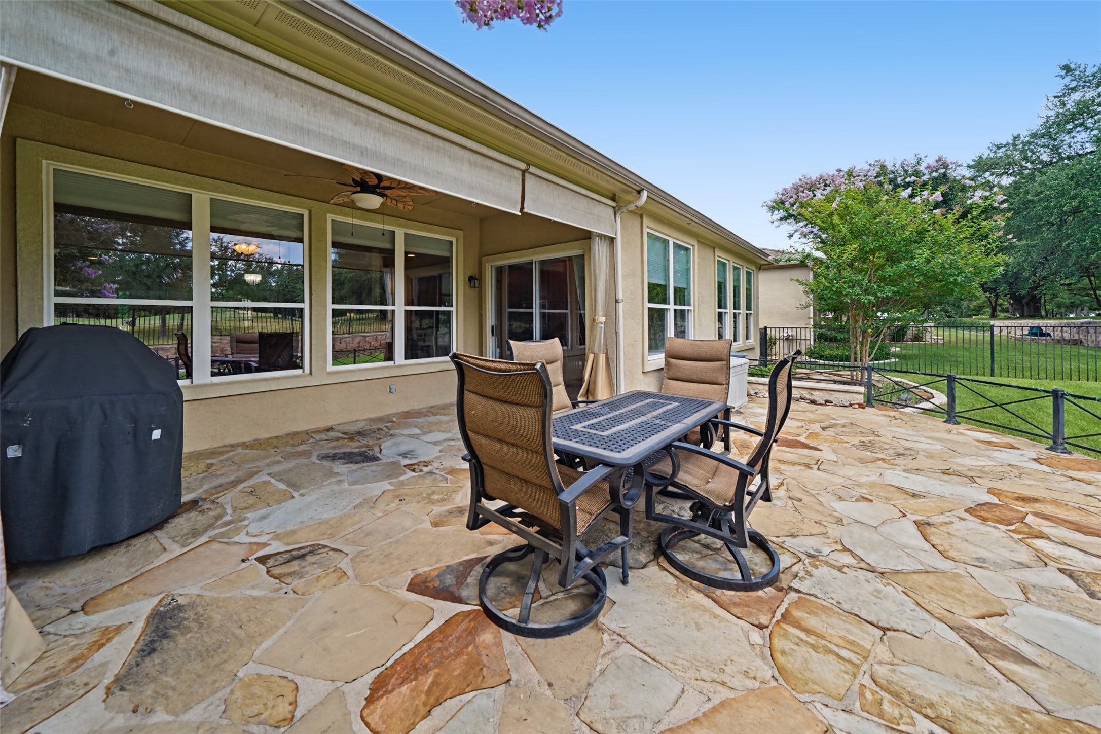 206 Mustang Is Trail Georgetown, TX 78633 - Photo 32 of 40