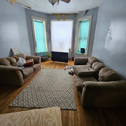 $250,000 | 3834 West Monroe Street, Chicago, IL 60624