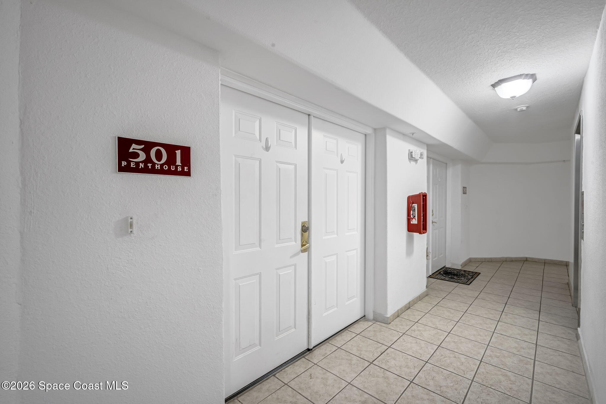 800 Del Rio Way, Unit 501 Merritt Island, FL 32953 - Photo 5 of 39 2-web-or-mls-DEL RIO. 97_8_9