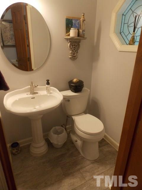 1709 Reynolda Court Raleigh, NC 27603 - Photo 13 of 17 Gallery Image 13