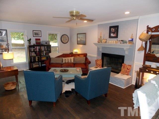 1709 Reynolda Court Raleigh, NC 27603 - Photo 3 of 17 Gallery Image 3
