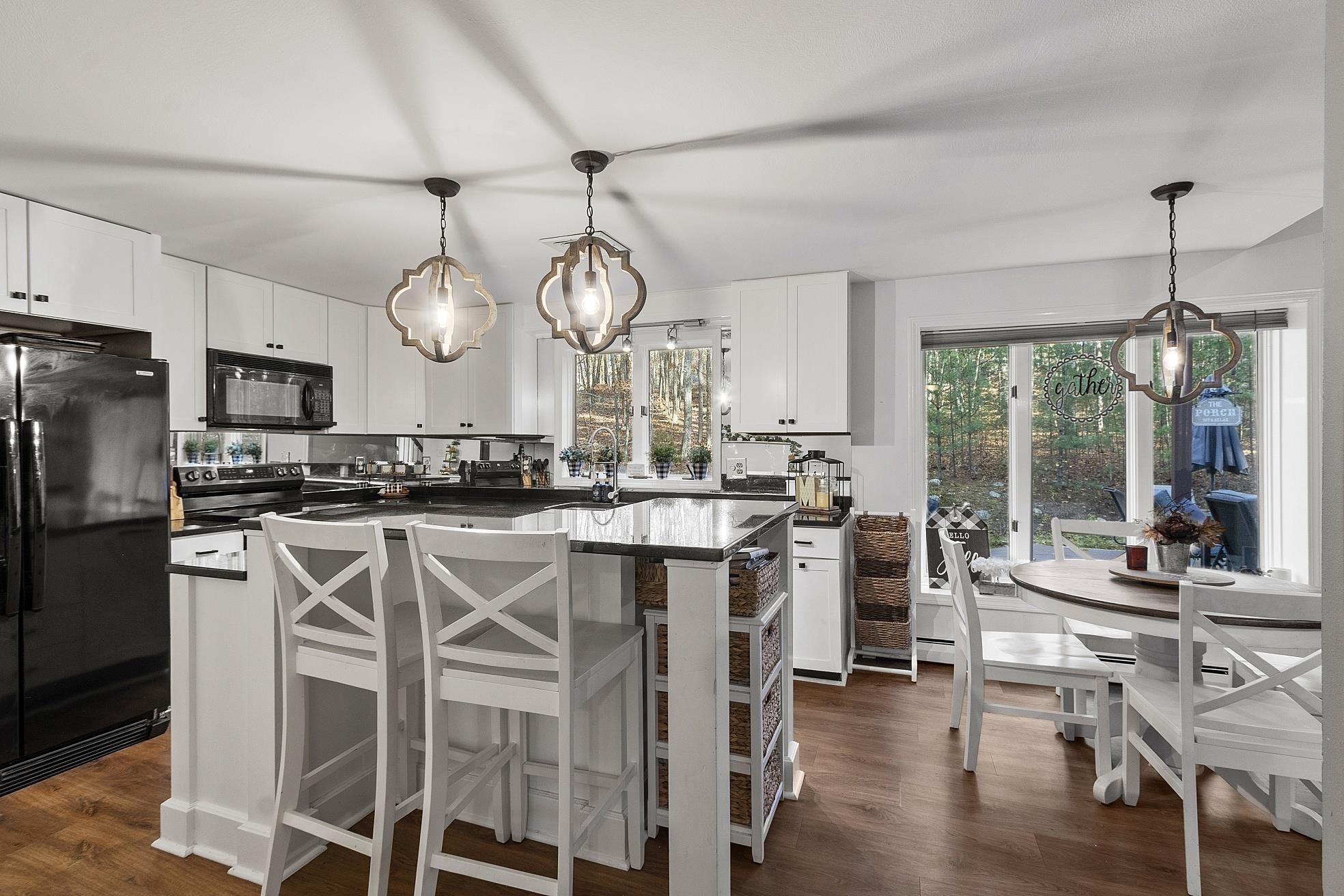 21 Teague Drive Salem, NH 03079 - Photo 13 of 42