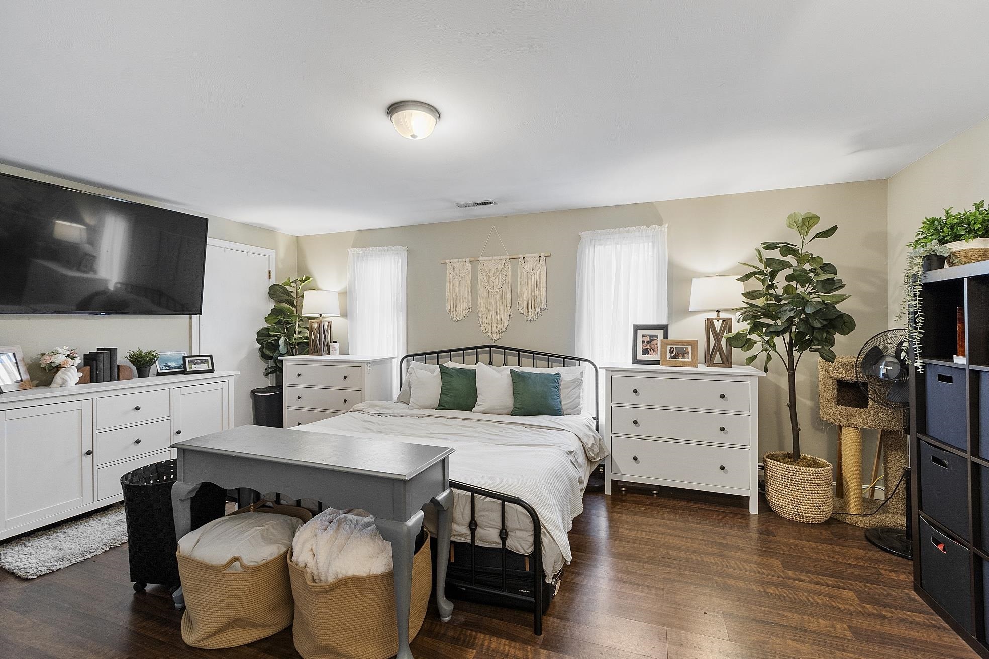 21 Teague Drive Salem, NH 03079 - Photo 16 of 42