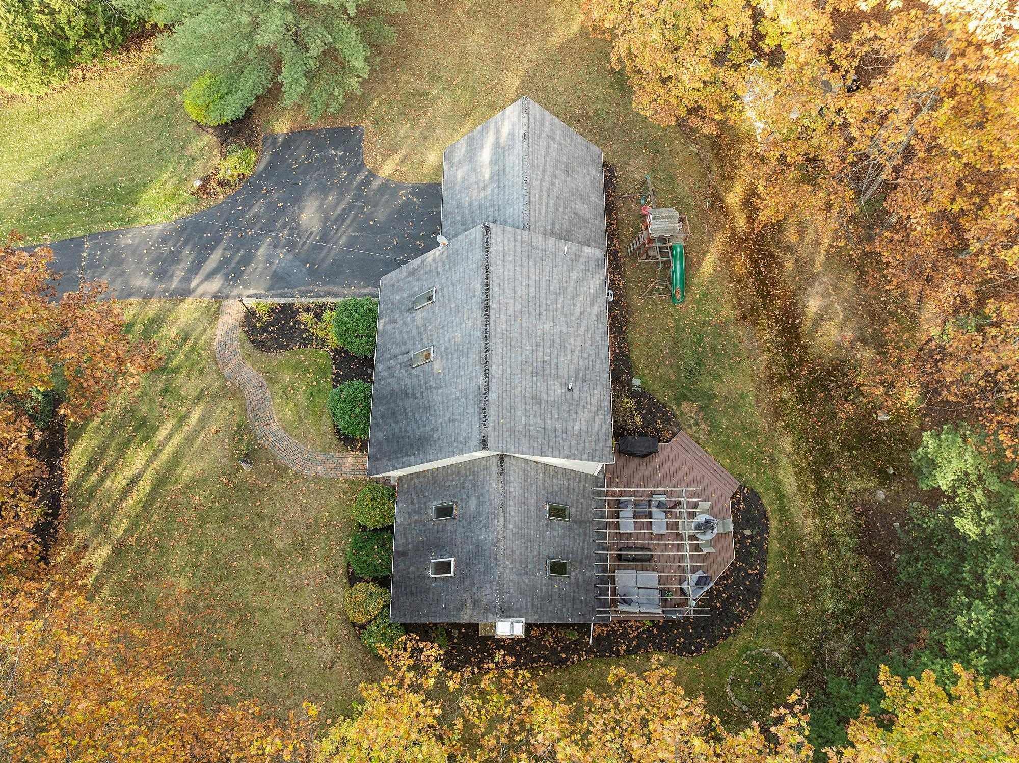 21 Teague Drive Salem, NH 03079 - Photo 38 of 42