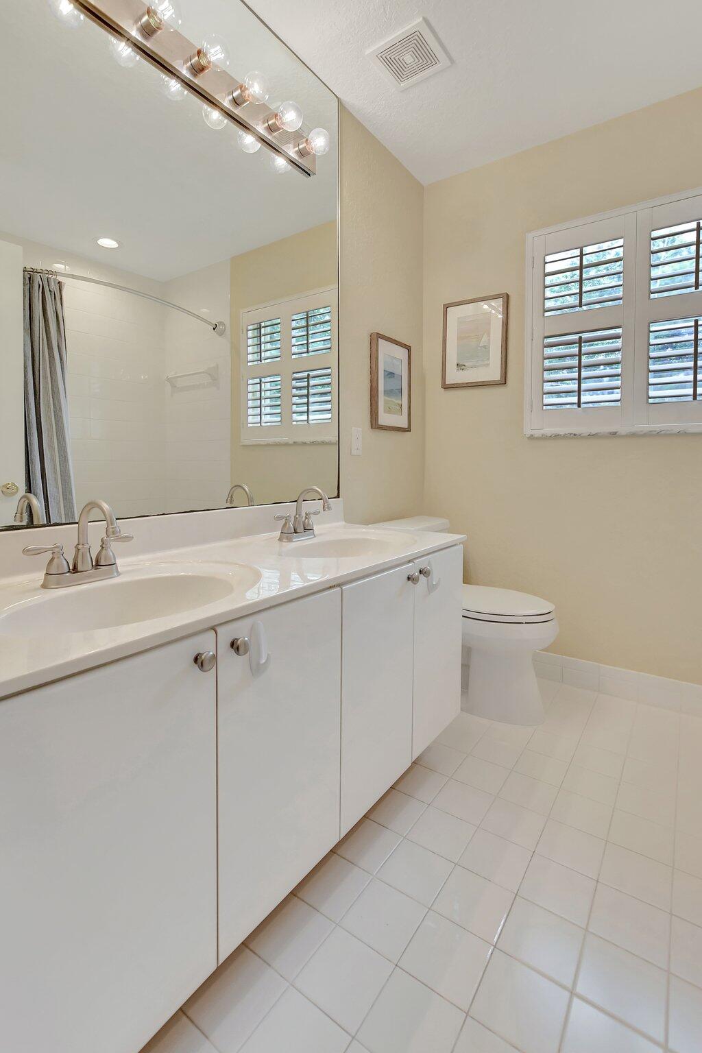 11371 Sea Grass Circle Boca Raton, FL 33498 - Photo 28 of 73 32-web-or-mls-DSC_2191