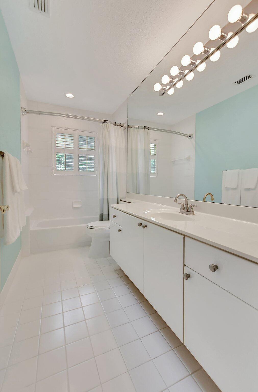 11371 Sea Grass Circle Boca Raton, FL 33498 - Photo 36 of 73 40-web-or-mls-DSC_2231
