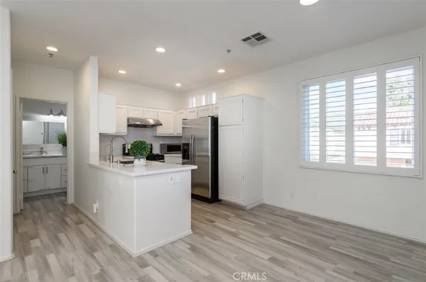 $3,800 | 2462 Sunningdale Drive, Tustin, CA 92782