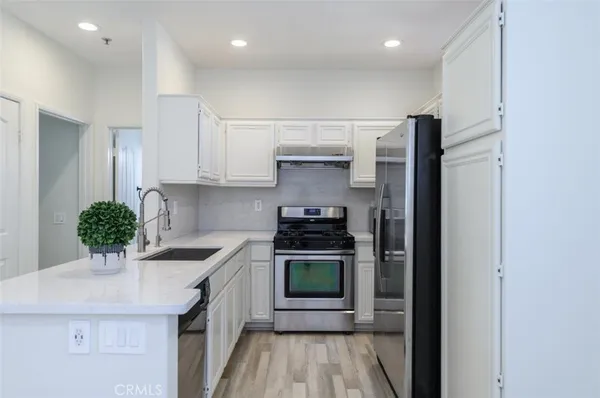 $3,800 | 2462 Sunningdale Drive, Tustin, CA 92782