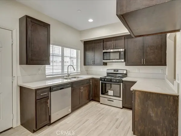 $2,498 | 23780 Hemlock Avenue, Moreno Valley, CA 92557