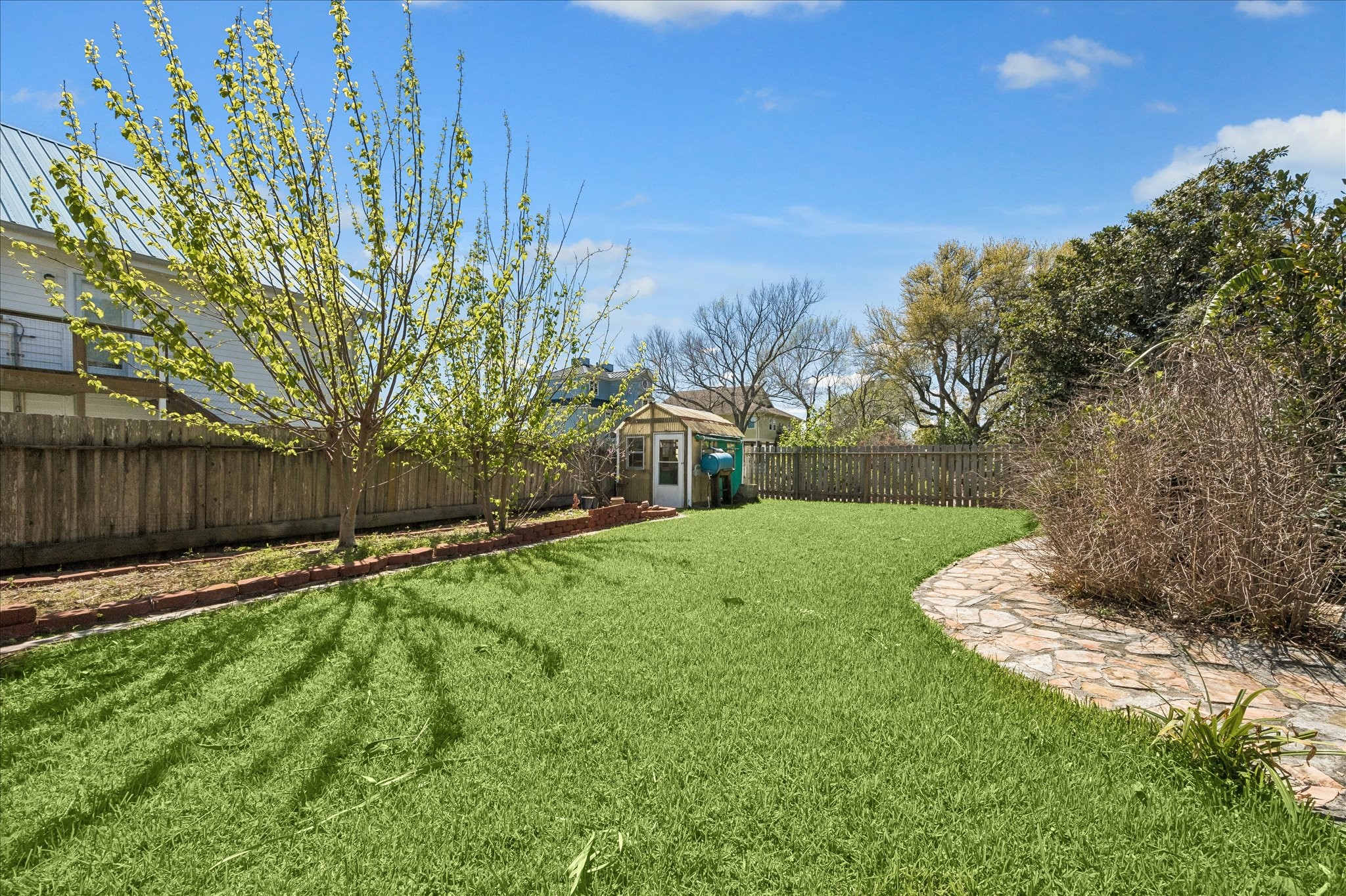 1009 3rd Street Seabrook, TX 77586 - Photo 20 of 20 a view of a back yard