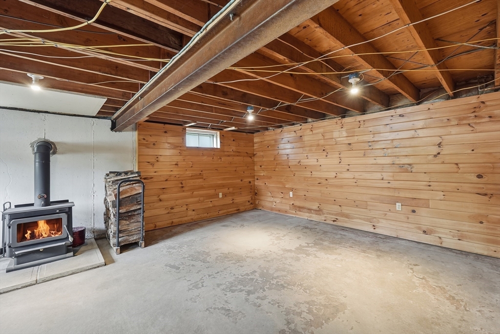 6 Old Farm Road Spencer, MA 01562 - Photo 20 of 24