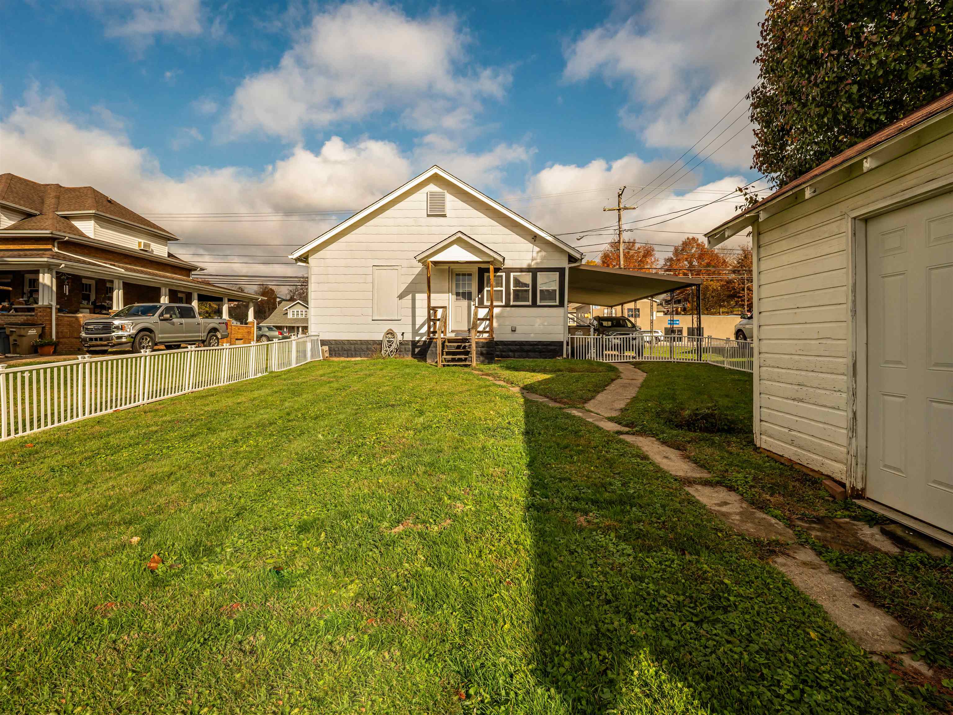 15026 Us Rt 60 Milton, WV 25541 - Photo 3 of 32 Gallery Image 3
