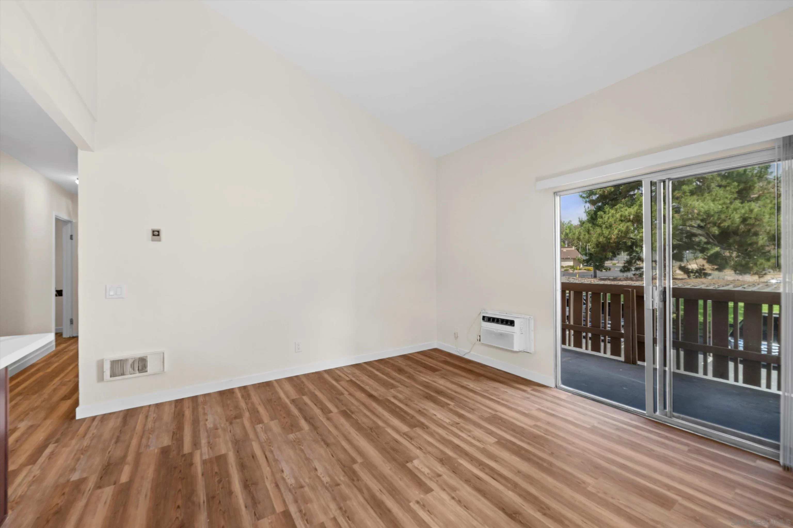 1051 Rock Springs Road, Unit 202 Escondido, CA 92026 - Photo 26 of 35