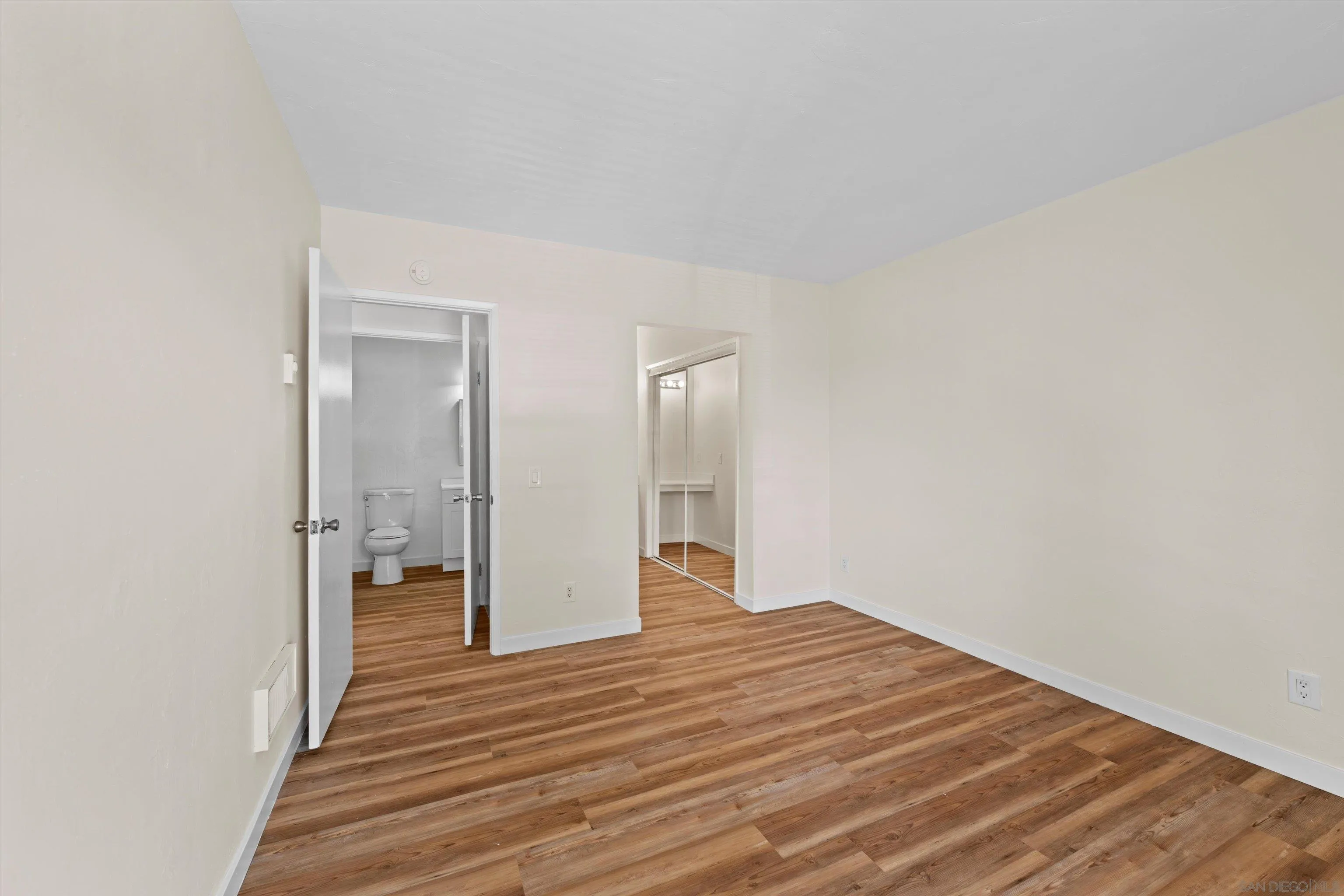 1051 Rock Springs Road, Unit 202 Escondido, CA 92026 - Photo 29 of 35