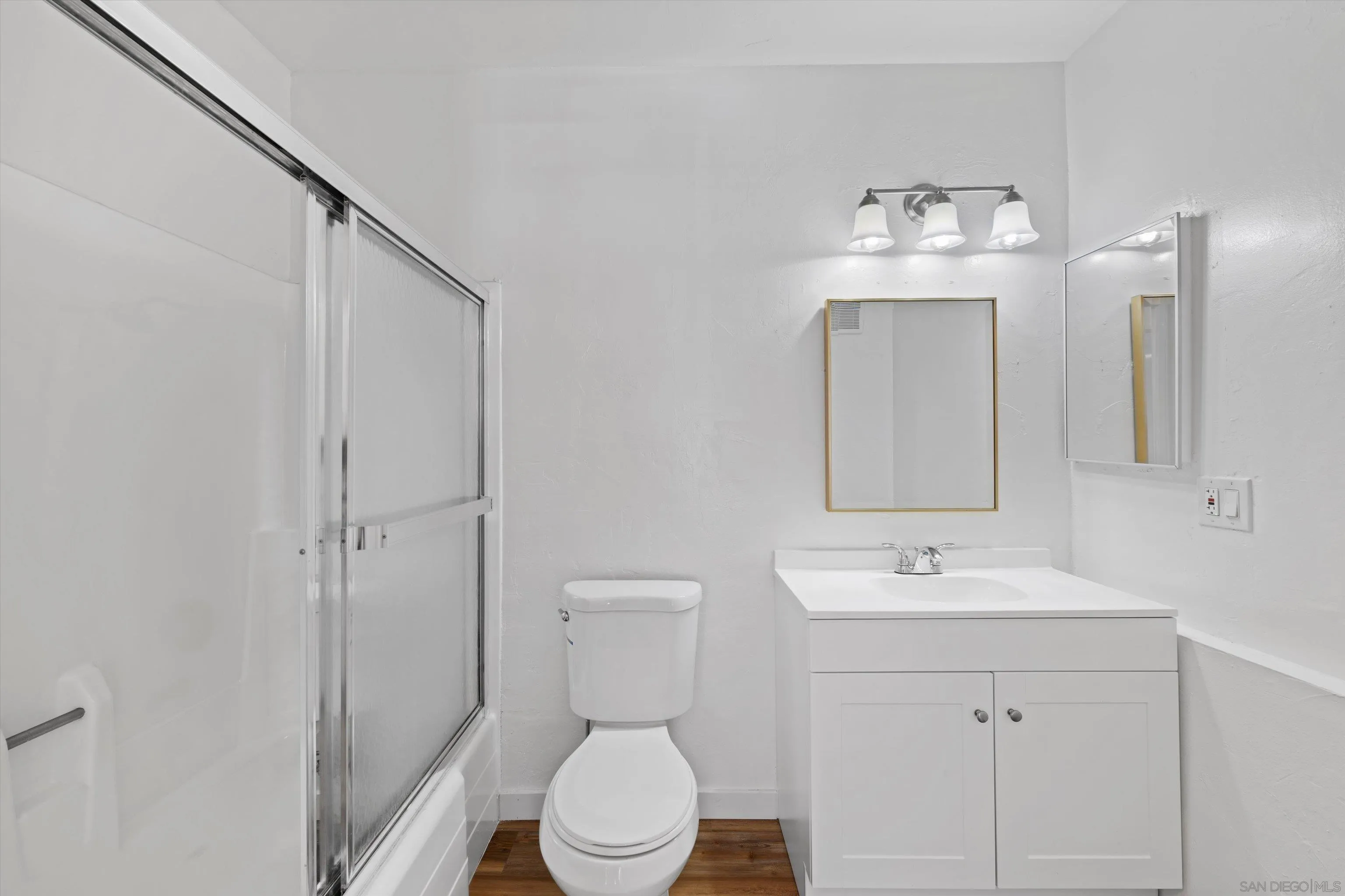 1051 Rock Springs Road, Unit 202 Escondido, CA 92026 - Photo 30 of 35