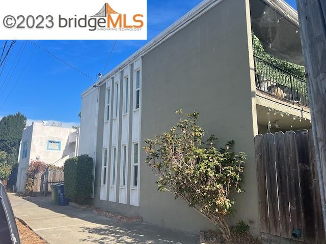 2113 Tenth Street Berkeley, CA 94710 - Photo 1 of 1 a view of entryway