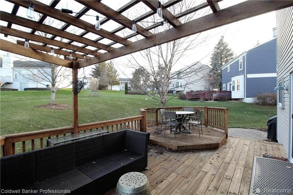 258 Whitney Drive Rochester Hills, MI 48307 - Photo 22 of 22