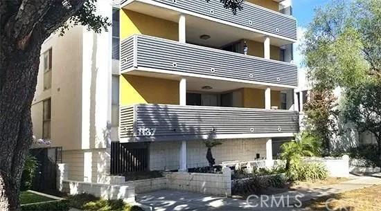 $3,750 | 1137 11th Street, Unit 203, Santa Monica, CA 90403