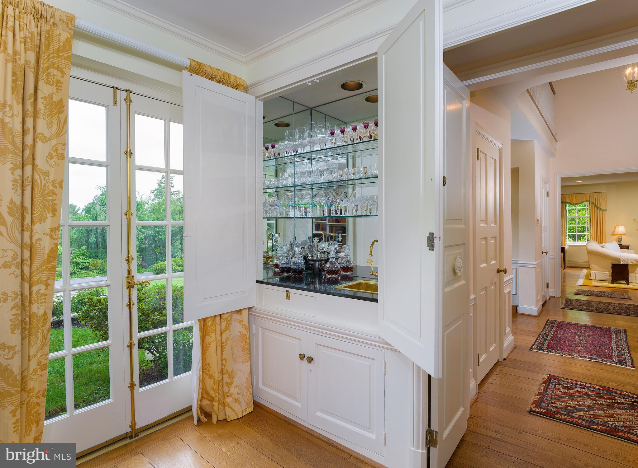 909 Muirfield Road Bryn Mawr, PA 19010 - Photo 19 of 40 Den Wet Bar