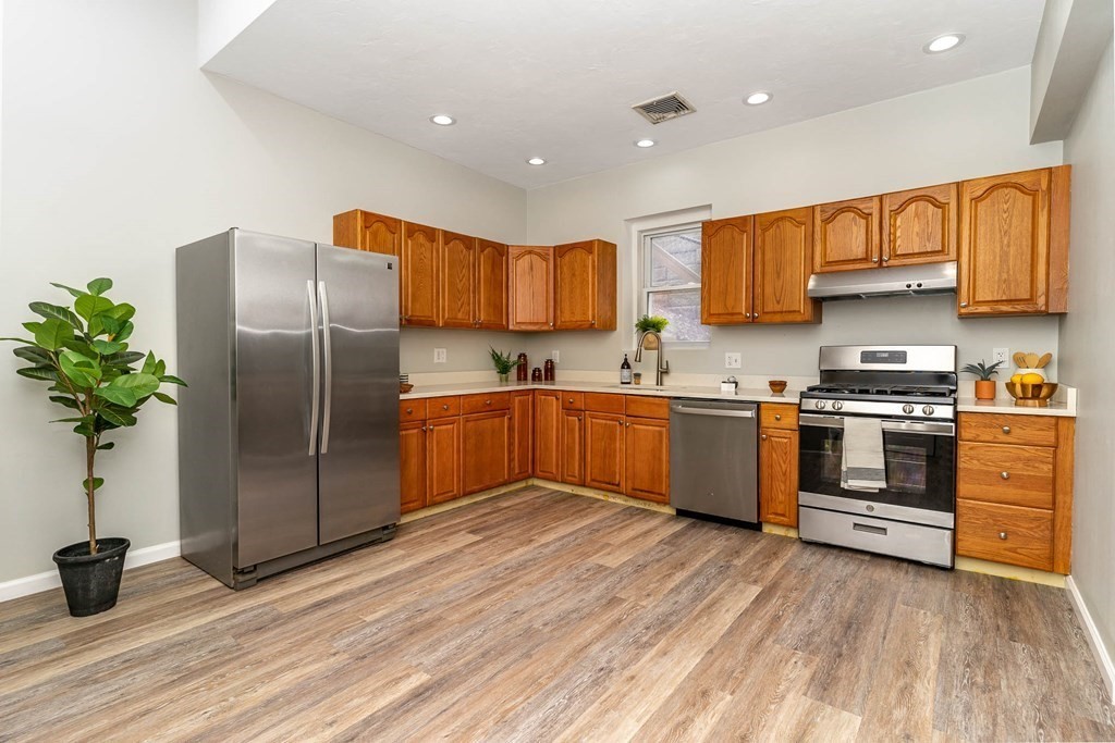 56 Library Street, Unit 1 Chelsea, MA 02150 - Photo 7 of 30 Gallery Image 7