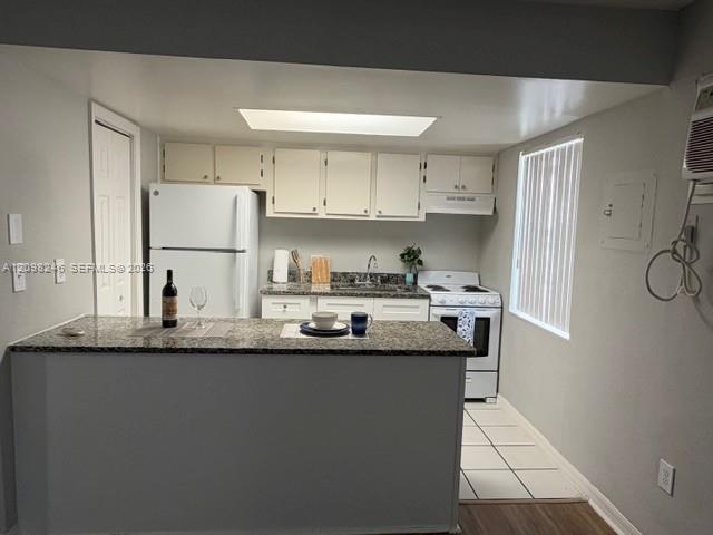 6051 Winegard Road Orlando, FL 32809 - Photo 6 of 12 Gallery Image 6