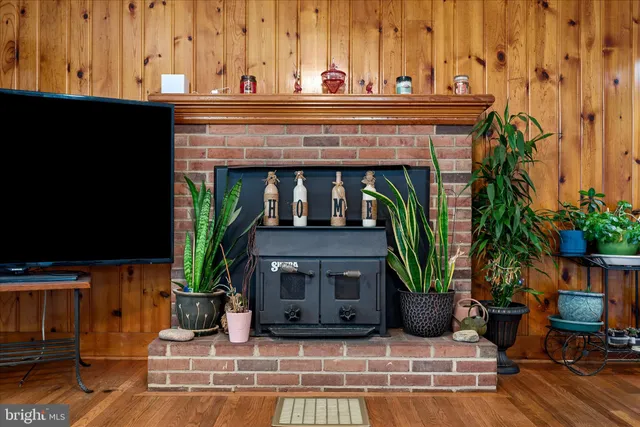 $750,000 | 37116 Snickersville Turnpike, Purcellville, VA 20132