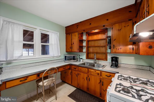 $750,000 | 37116 Snickersville Turnpike, Purcellville, VA 20132