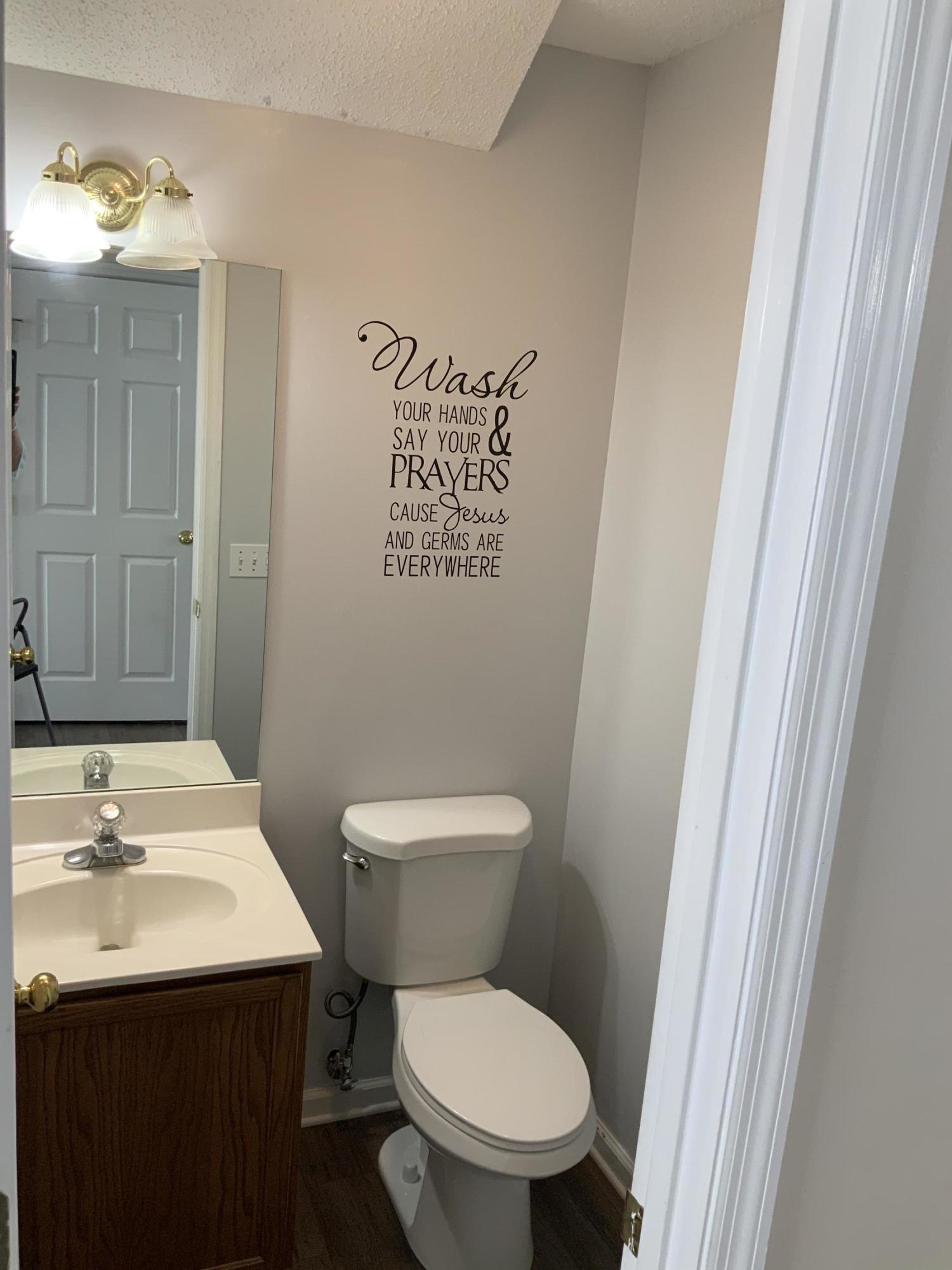 254 Booher Road, Unit A2 Bristol, TN 37620 - Photo 9 of 35 Main Level 1/2 Bath