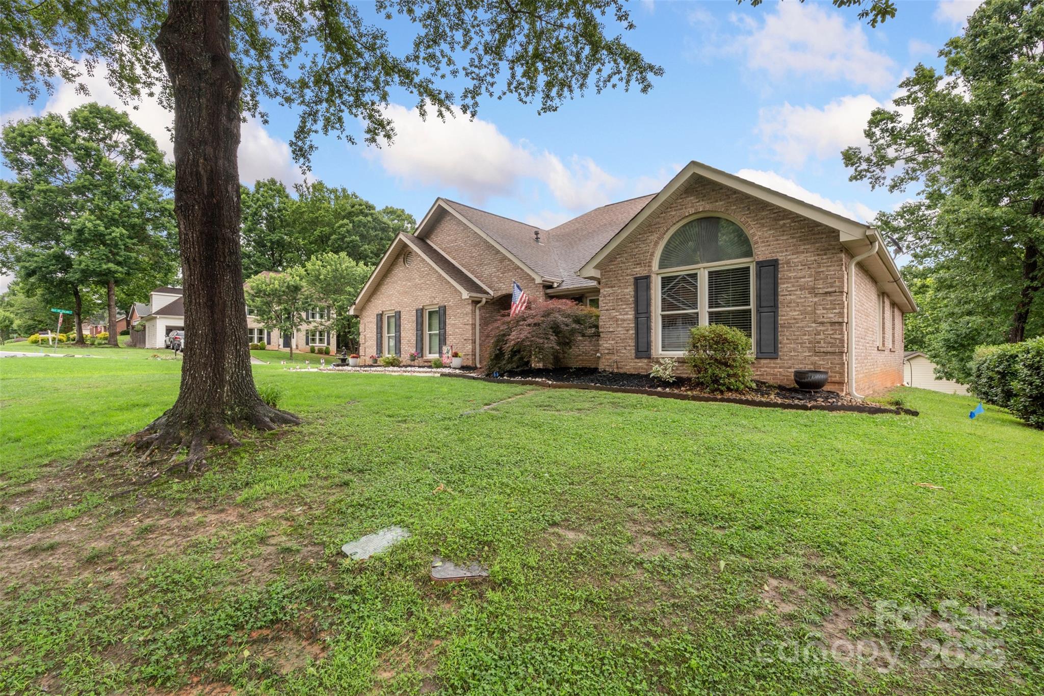 800 Isle Of Palms Court Fort Mill, SC 29708 - Photo 3 of 40 Gallery Image 3