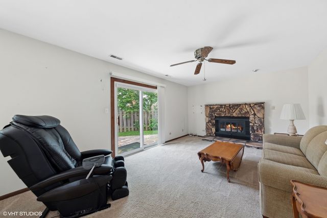 $420,000 | 74 Wakefield Lane, Buffalo Grove, IL 60089
