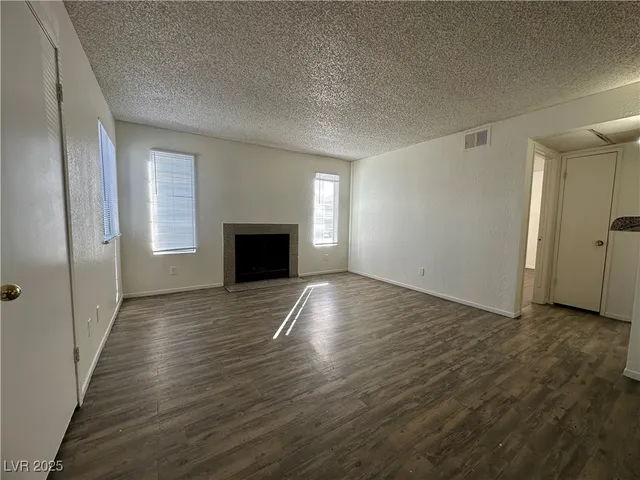 $995 | 1873 Dwarf Star Drive, Unit 145, Las Vegas, NV 89115