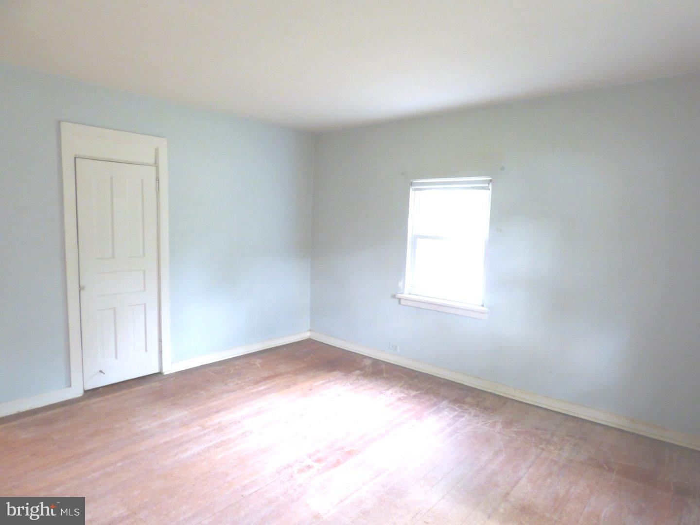 138 Oxford Road Cinnaminson, NJ 08077 - Photo 12 of 25 Bedroom 2