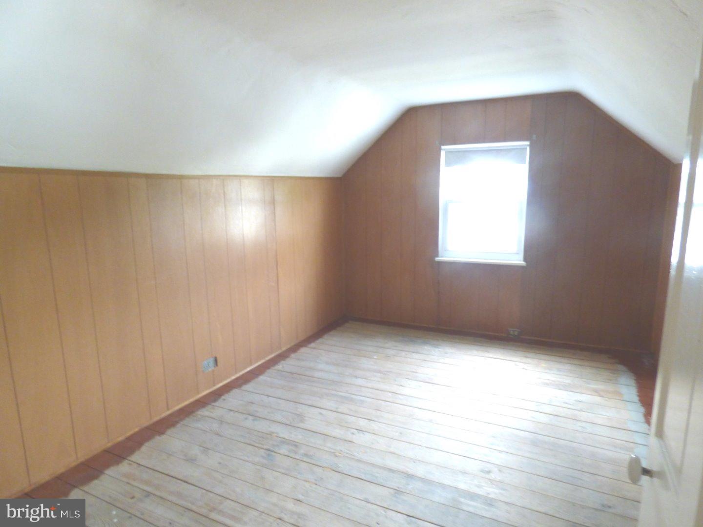 138 Oxford Road Cinnaminson, NJ 08077 - Photo 17 of 25 Bedroom 3