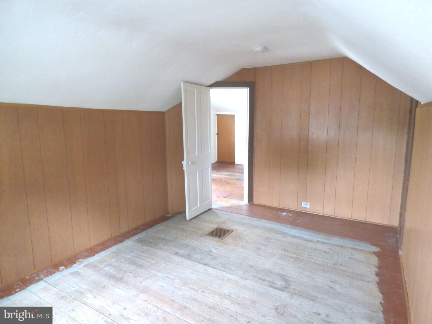 138 Oxford Road Cinnaminson, NJ 08077 - Photo 19 of 25 Bedroom 3