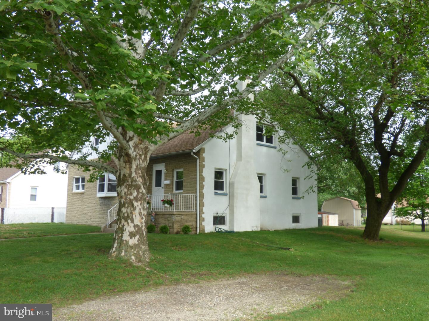 138 Oxford Road Cinnaminson, NJ 08077 - Photo 3 of 25 Exterior Side
