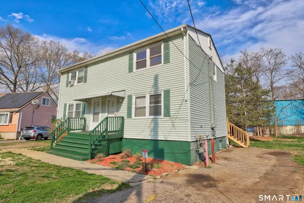 $269,000 | 71 Sunshine Circle, Bridgeport, CT 06606