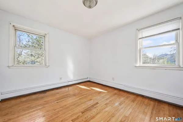 $269,000 | 71 Sunshine Circle, Bridgeport, CT 06606